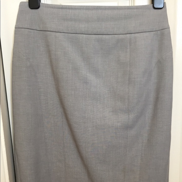 Express pencil skirt in light grey - Picture 1 of 4